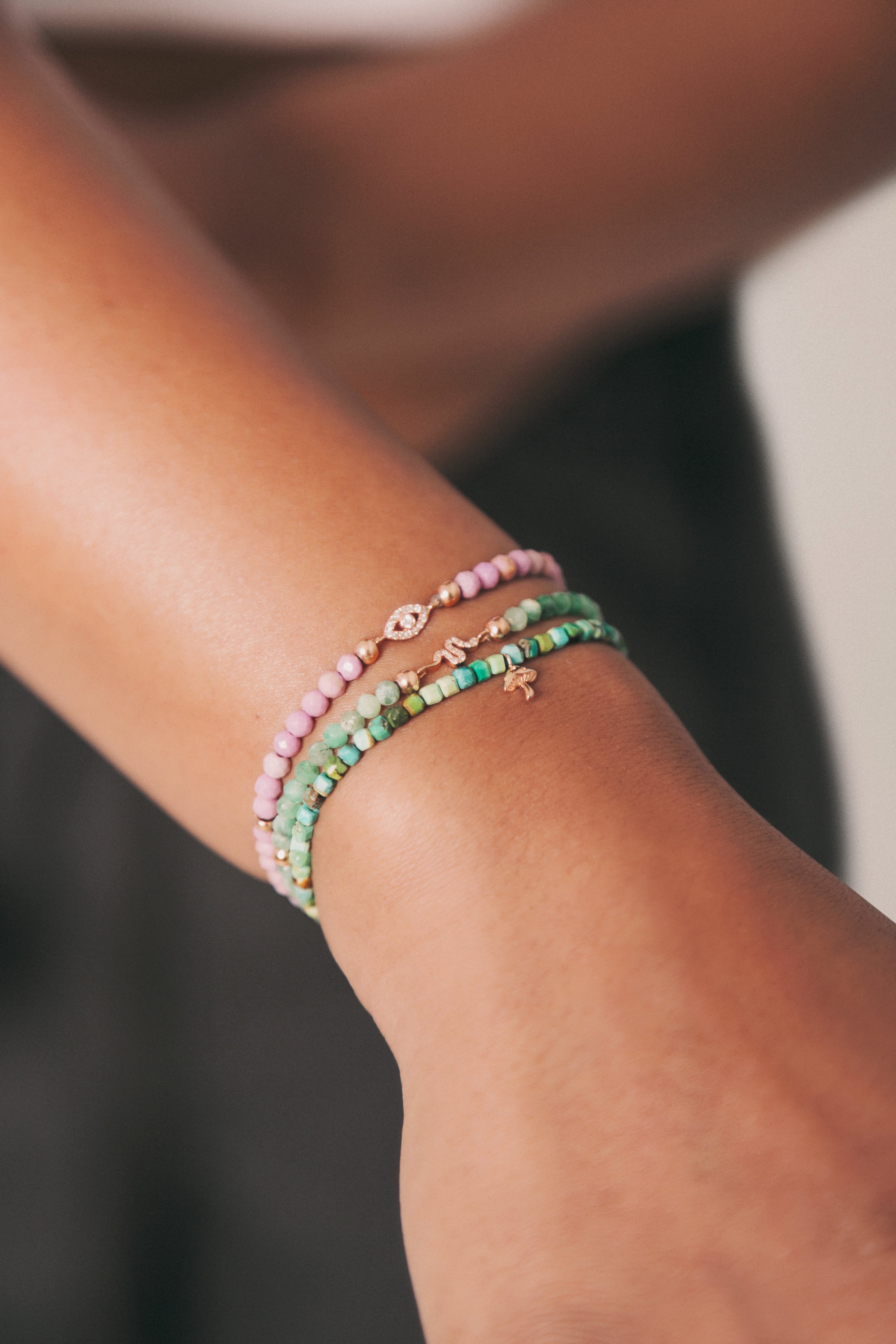 LTDE24 Nº 024 — Serpent Vitality | Emerald Diamond Snake · Beaded Bracelet
